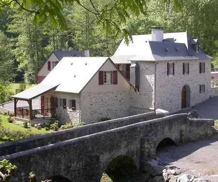 Du Pont De Pierre - Au Moulin D'eysus Eysus